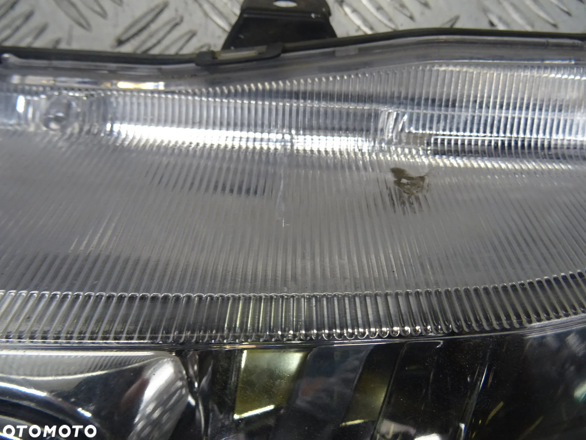 HONDA CIVIC VIII HB 5D 1.4B GRILL CHROM ATRAPA ZDERZAKA - 12