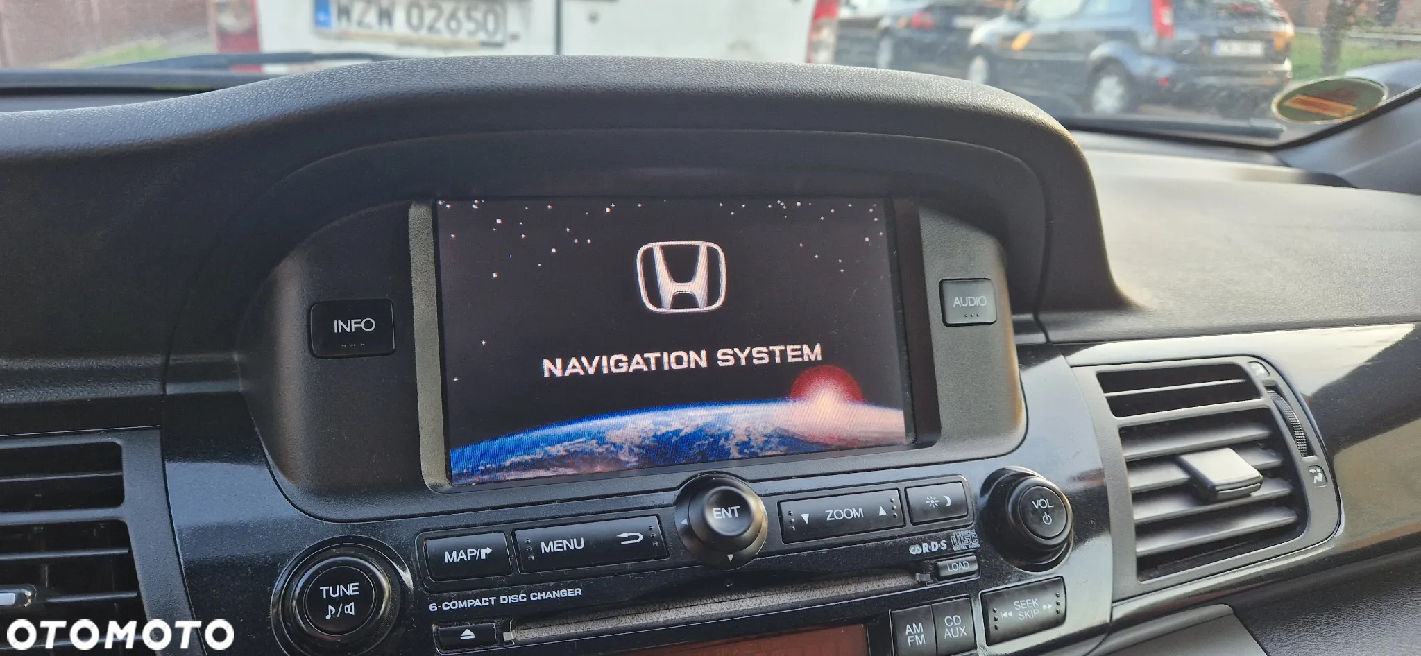 Honda FR-V - 8