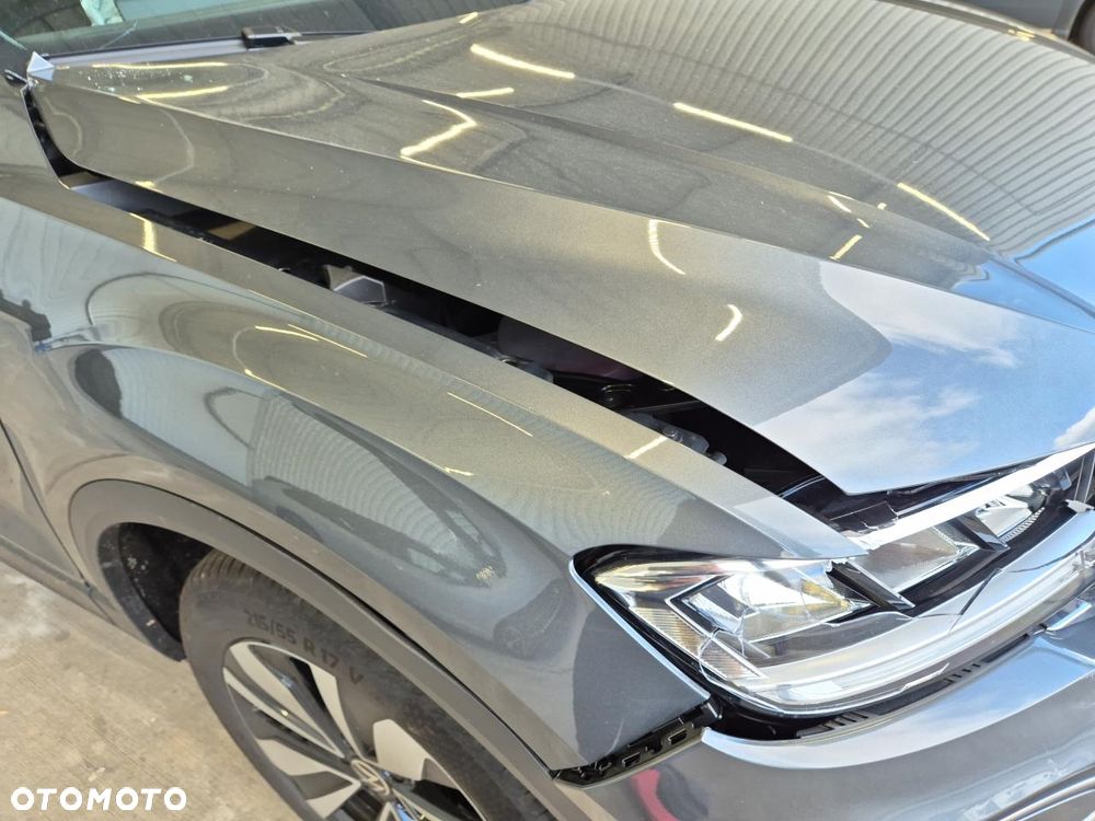 Volkswagen T-Roc - 9