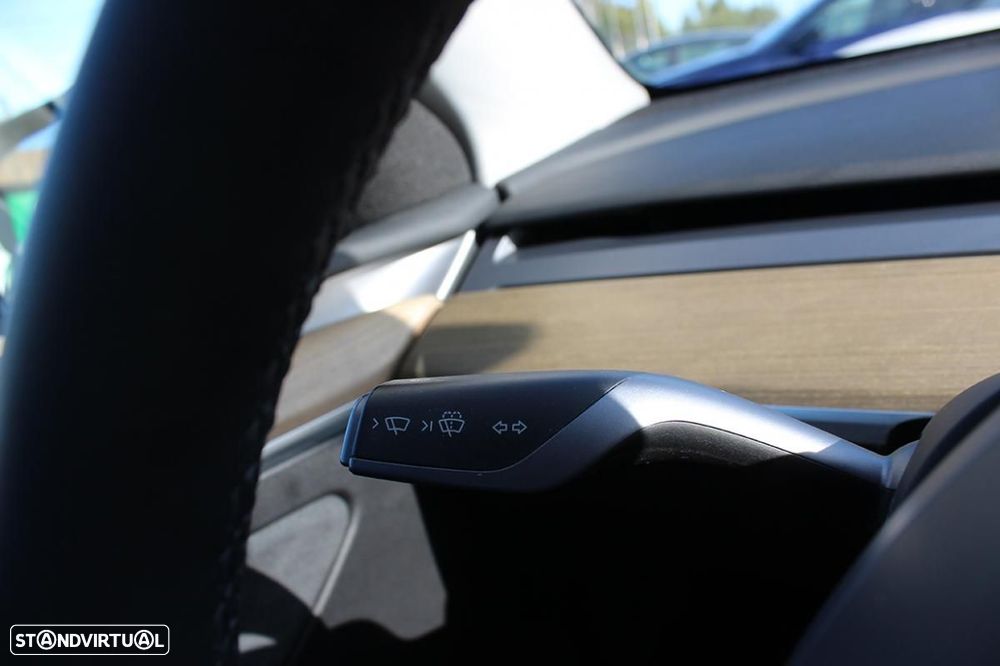 Tesla Model Y Tração Traseira - 22