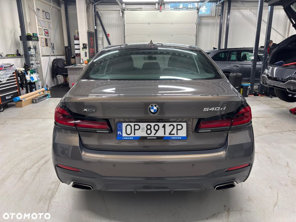 BMW Seria 5 540d xDrive - 3