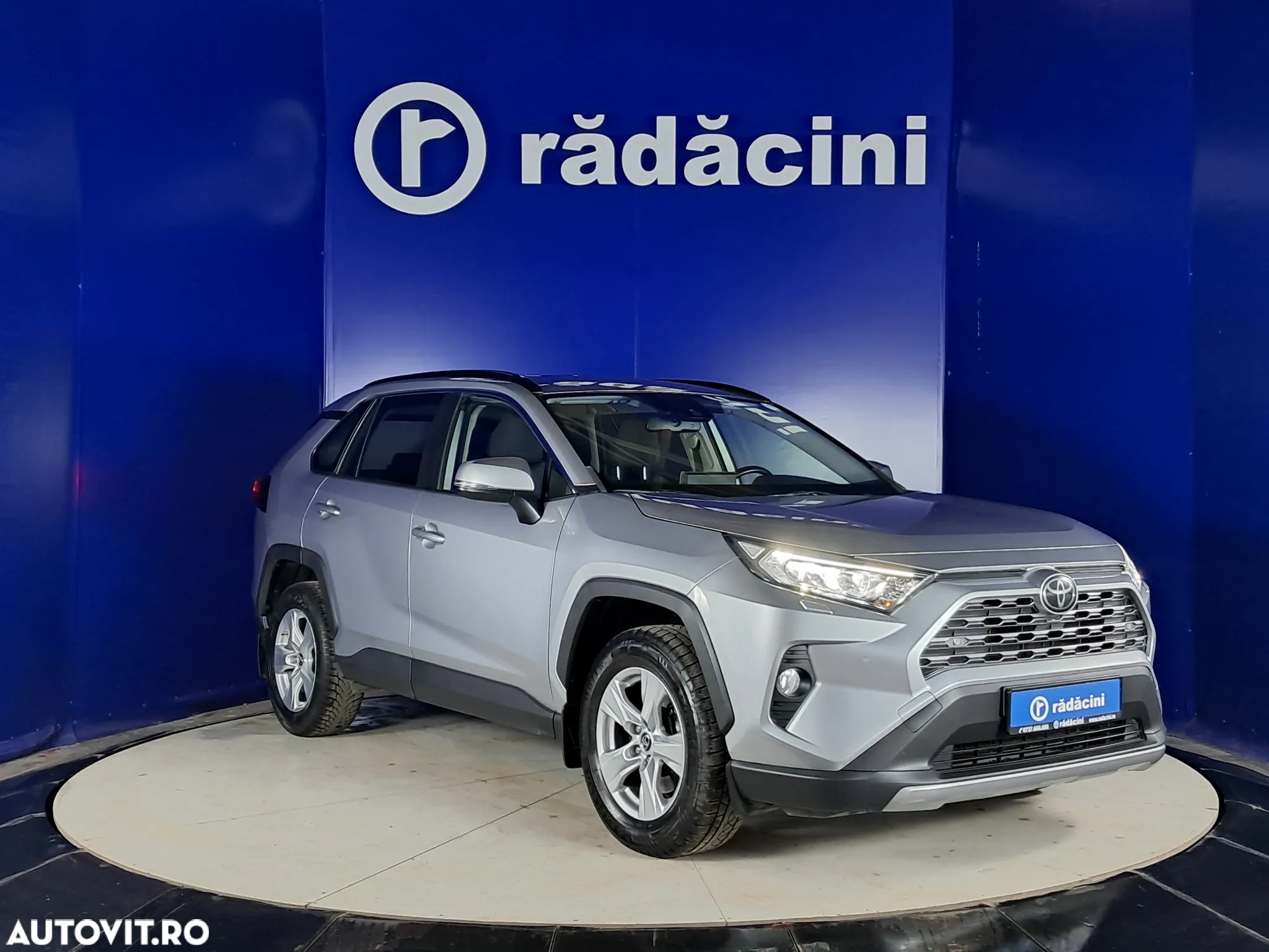 Toyota RAV4 - 5