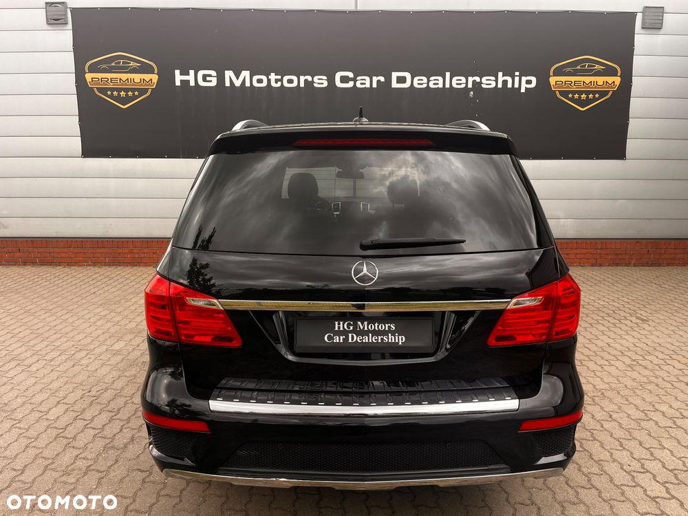 Mercedes-Benz GL - 13