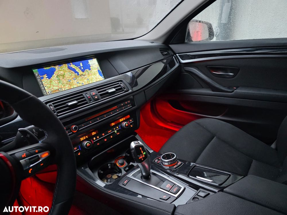 BMW Seria 5 520d - 8