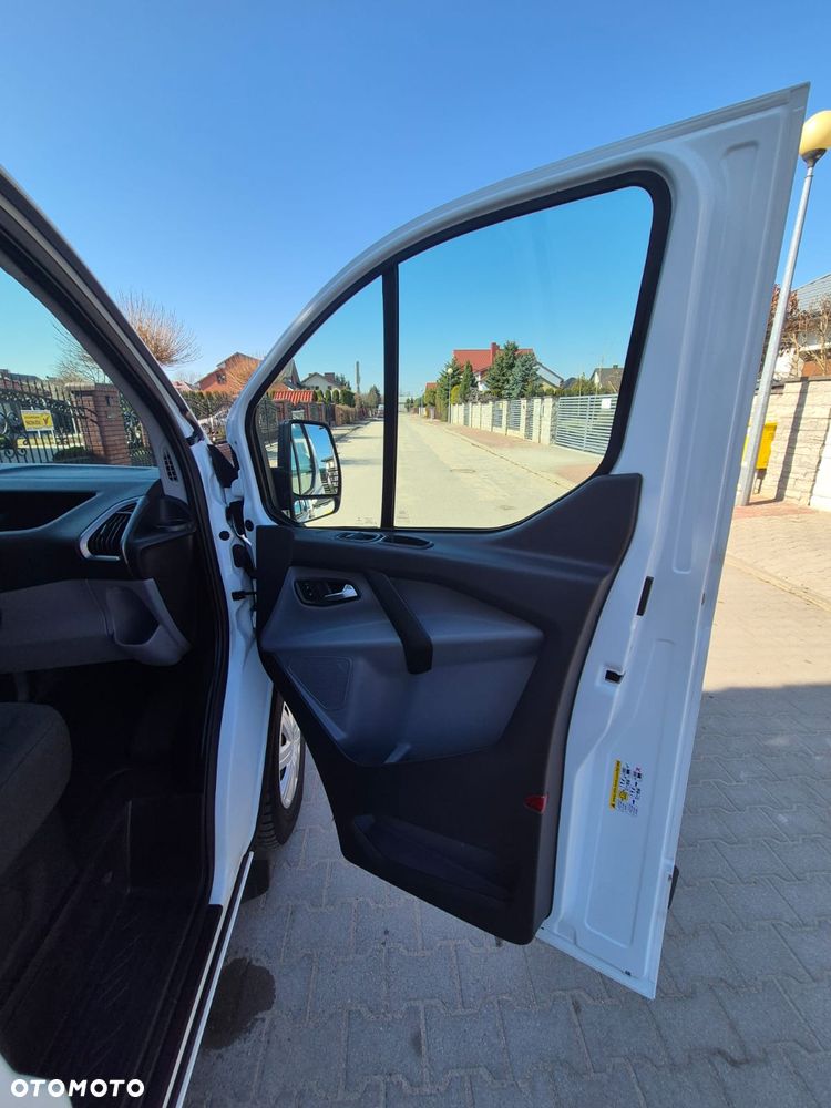 Ford Custom 2.0 2017r - 80Tys km- Superstan Bezwypadkowy Klima Kamera Webasto - 38
