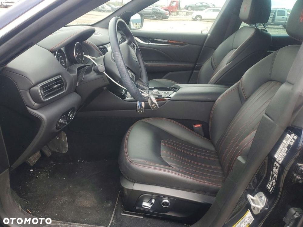 Maserati Levante - 7