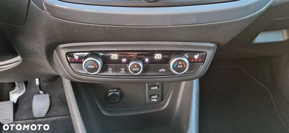 Opel Crossland X 1.2 T Design Line S&S - 16