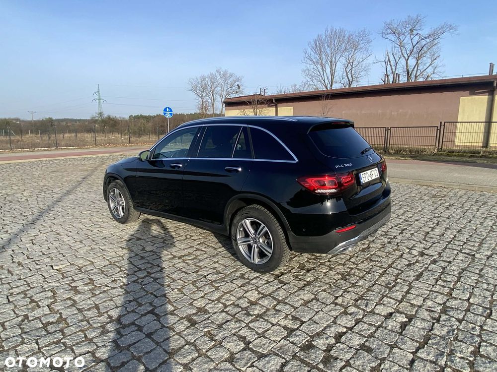Mercedes-Benz GLC 300 4Matic 9G-TRONIC - 3