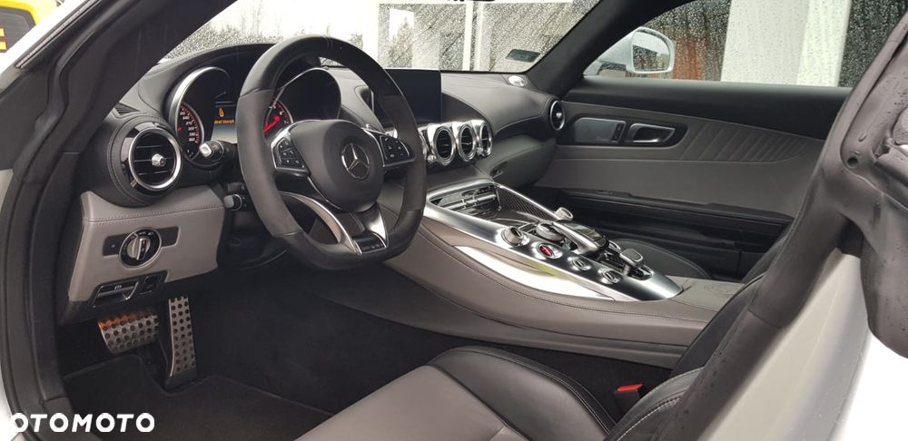 Mercedes-Benz AMG GT - 9