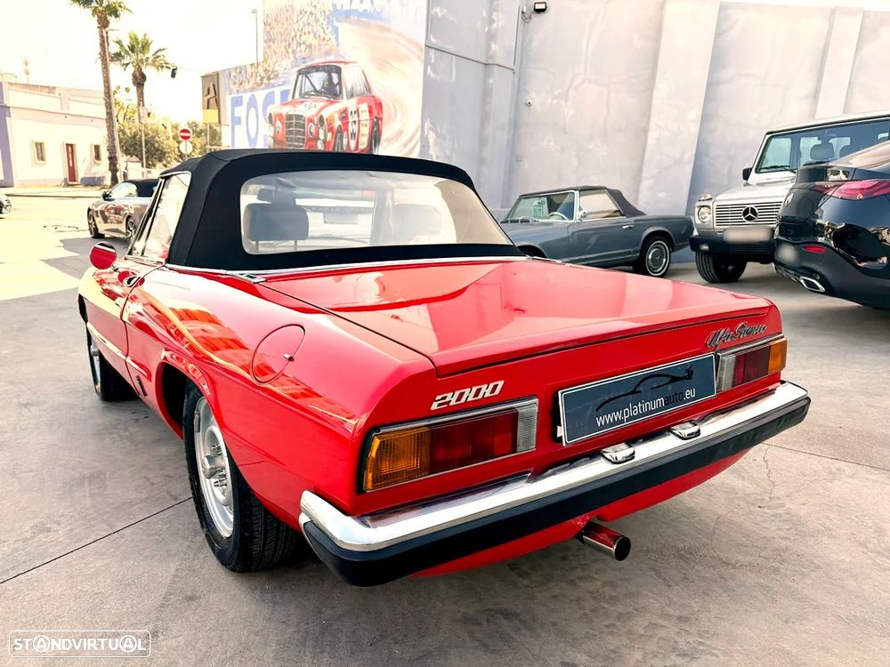 Alfa Romeo Spider - 6