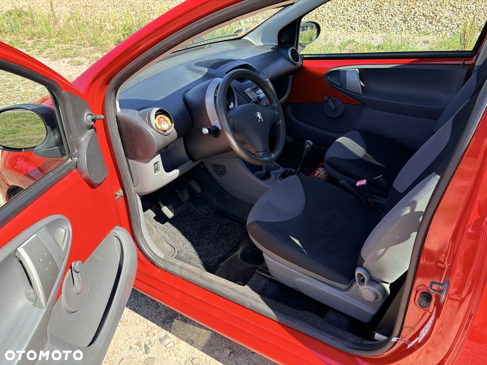 Peugeot 107 - 10
