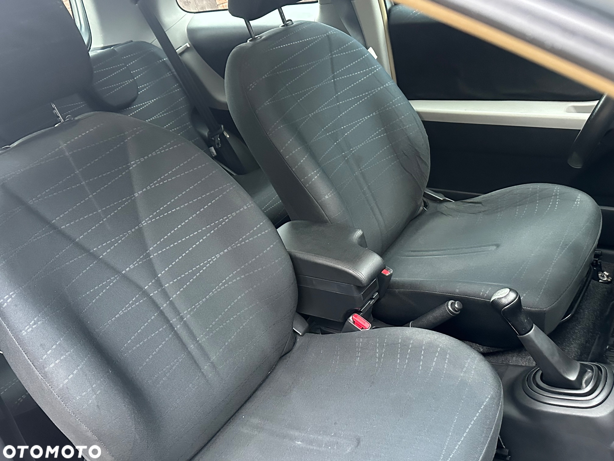 Toyota Yaris 1.0 VVT-i Cool - 14