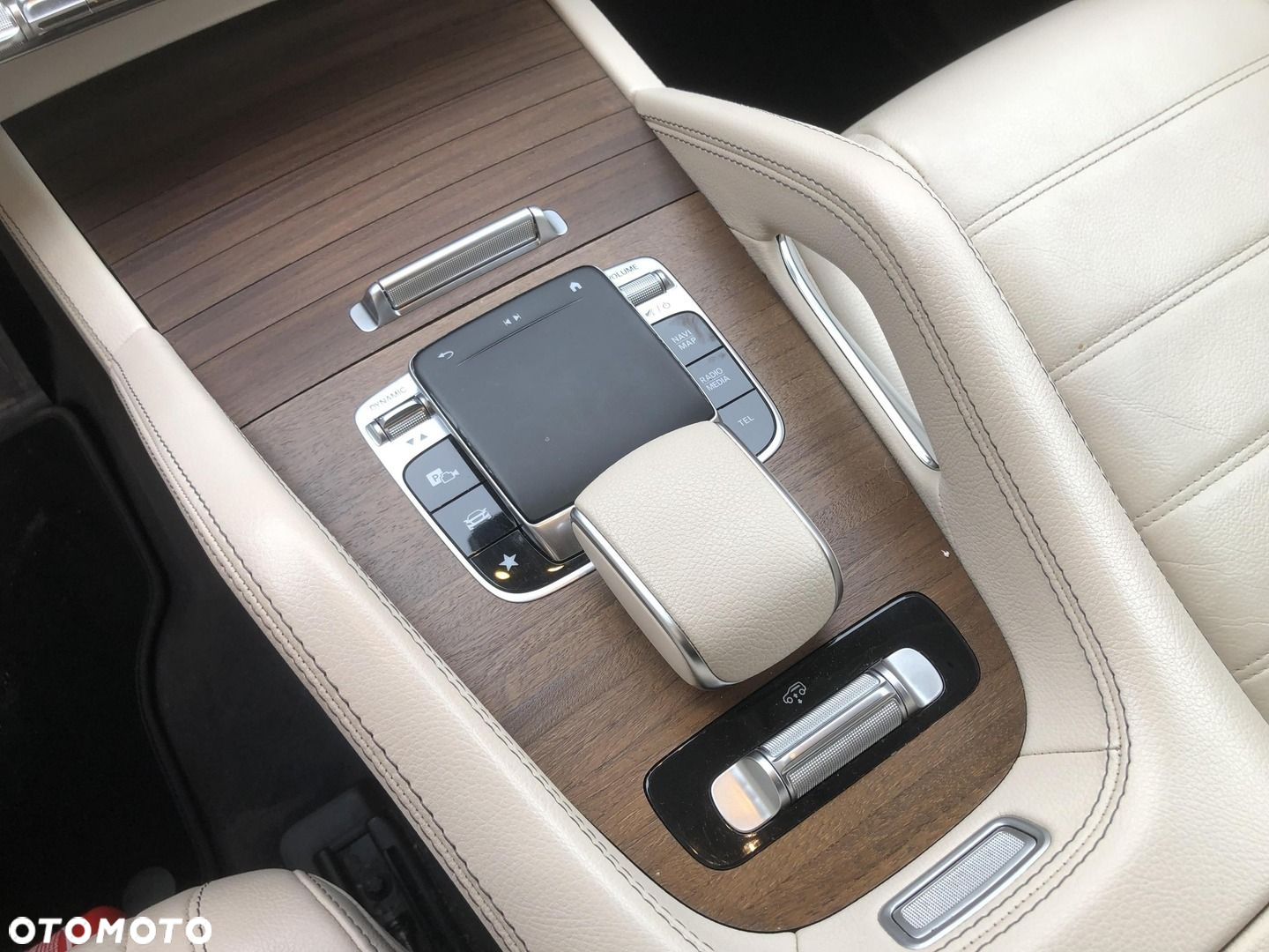 Mercedes-Benz GLE 300 d 4-Matic - 20