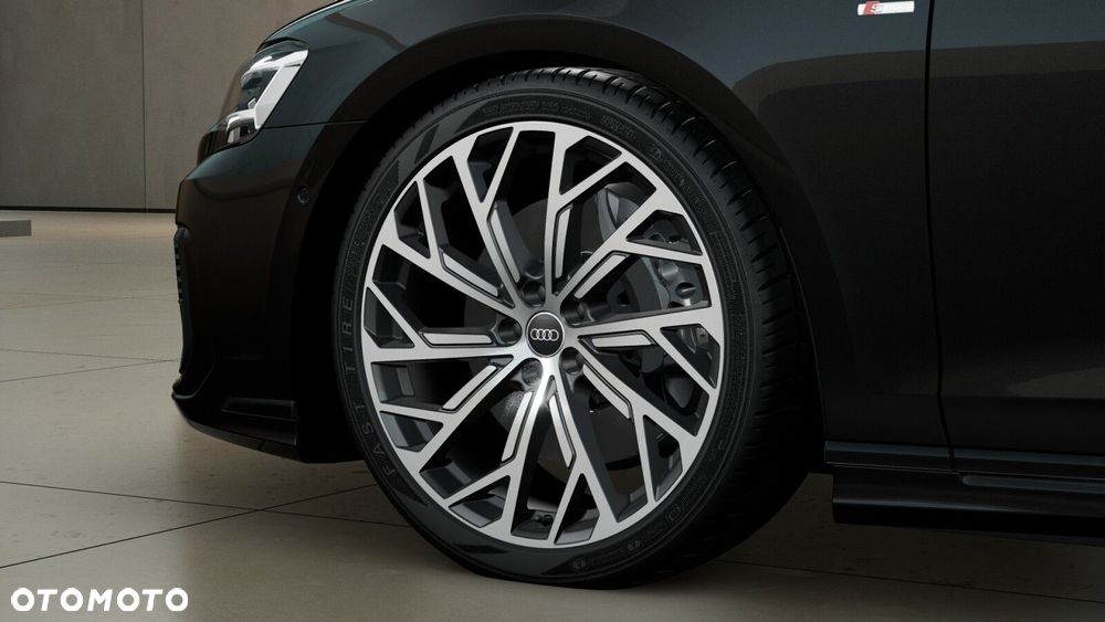 Audi A8 - 4