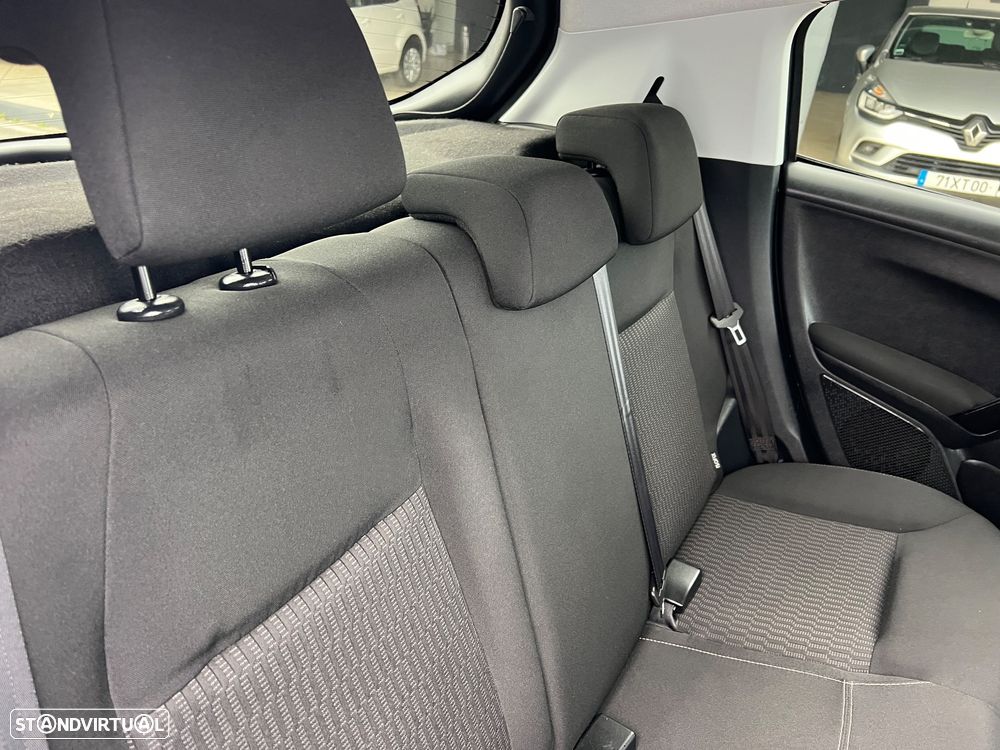 Peugeot 208 1.2 PureTech Active - 25