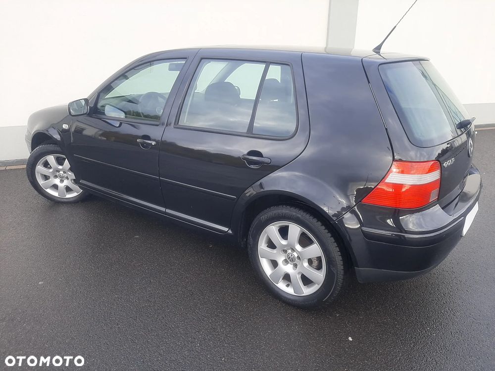 Volkswagen Golf IV 1.6 Highline - 3