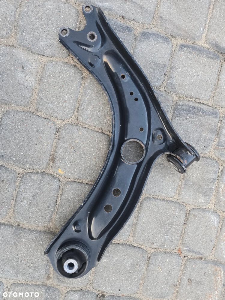 AUDI VW SEAT SKODA WAHACZ PRAWY PRZÓD - 1