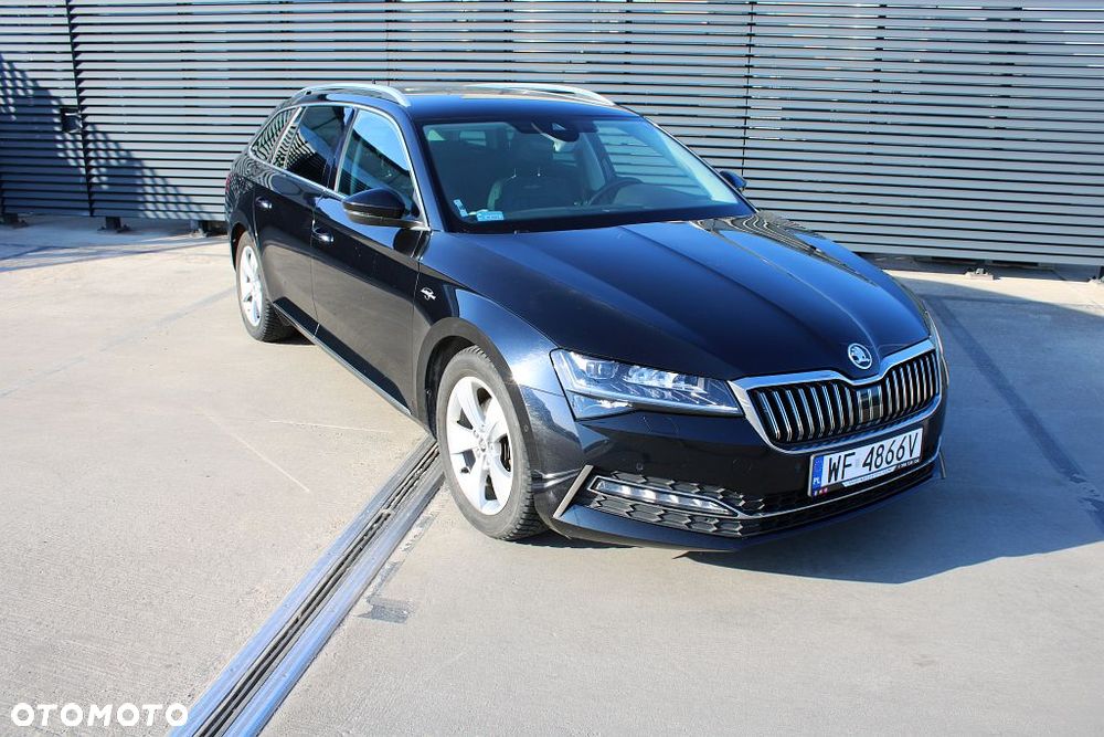 Skoda Superb 2.0 TDI SCR L&K DSG - 2