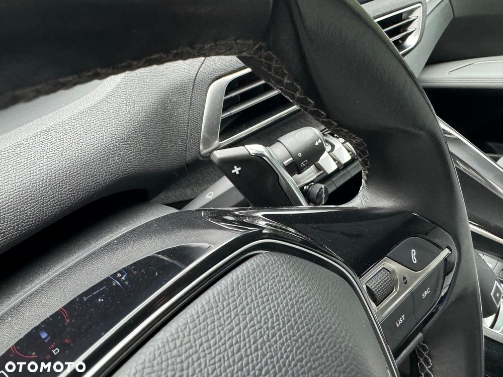 Peugeot 5008 BlueHDi 130 EAT8 Allure - 26