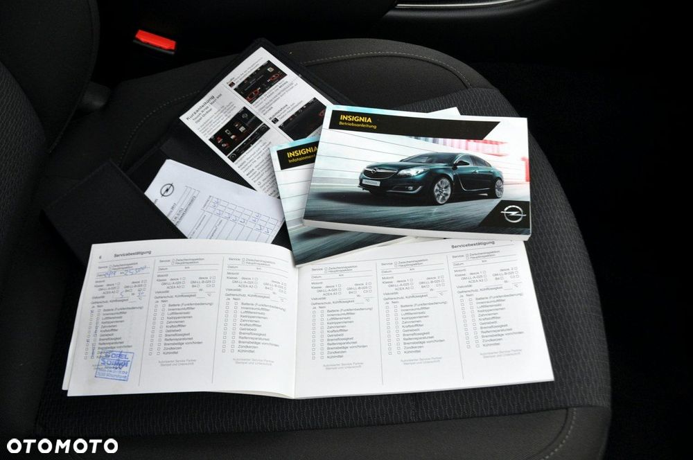 Opel Insignia - 40
