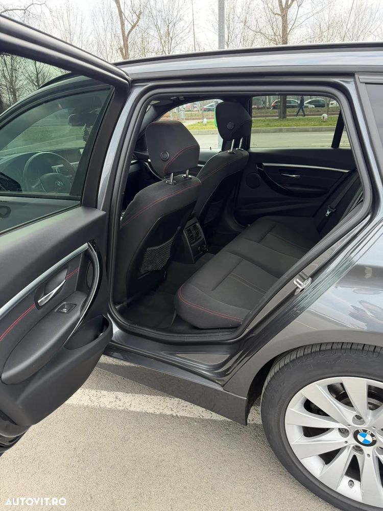 BMW Seria 3 320d xDrive AT - 39
