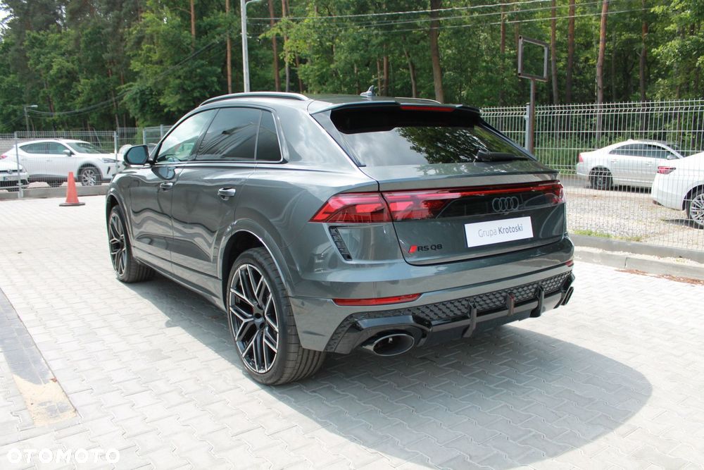 Audi RS Q8 - 3