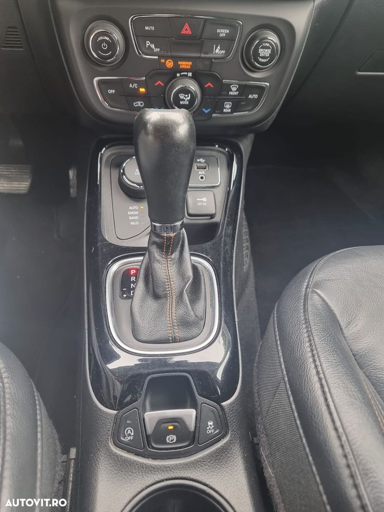 Jeep Compass 2.0 M-Jet 4x4 AT Longitude - 6