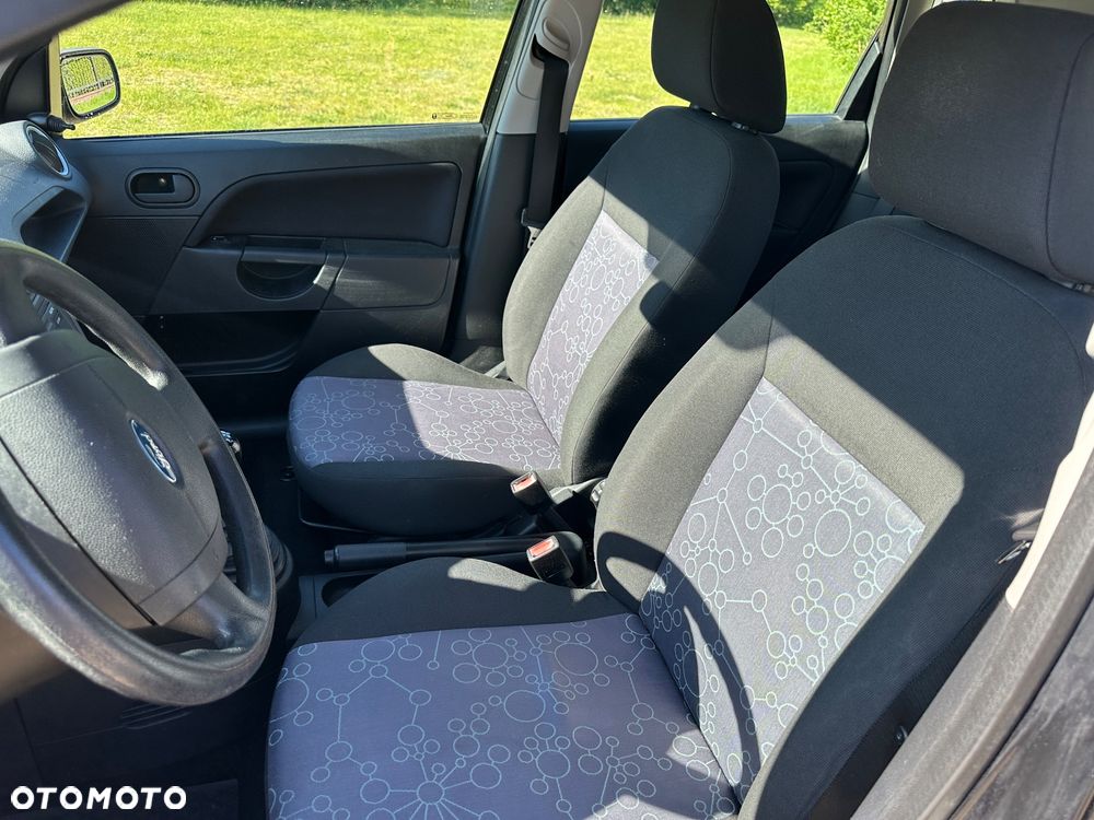 Ford Fiesta 1.3 Style - 16