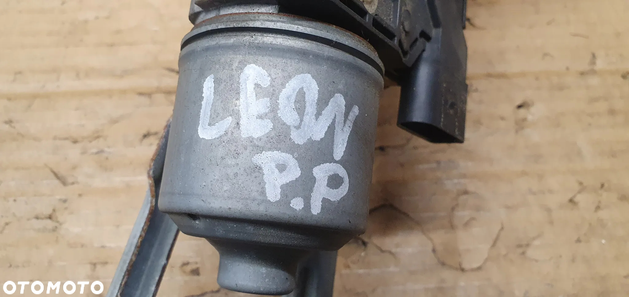Mechanizm wycieraczek prawy przód przedni Seat Leon II 1P0955024C 1P0955120B - 13