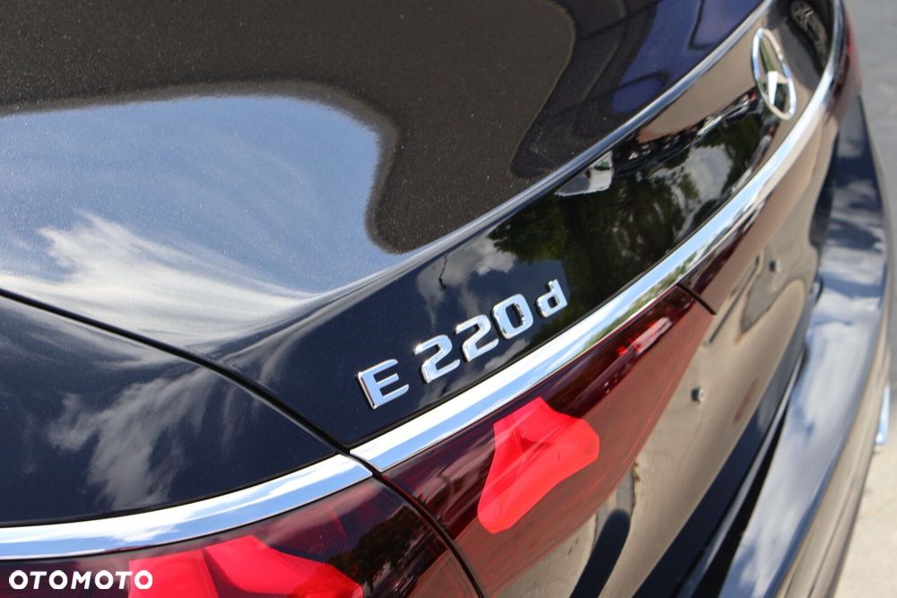 Mercedes-Benz Klasa E - 22