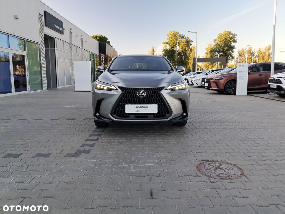 Lexus NX 350h Prestige AWD - 18