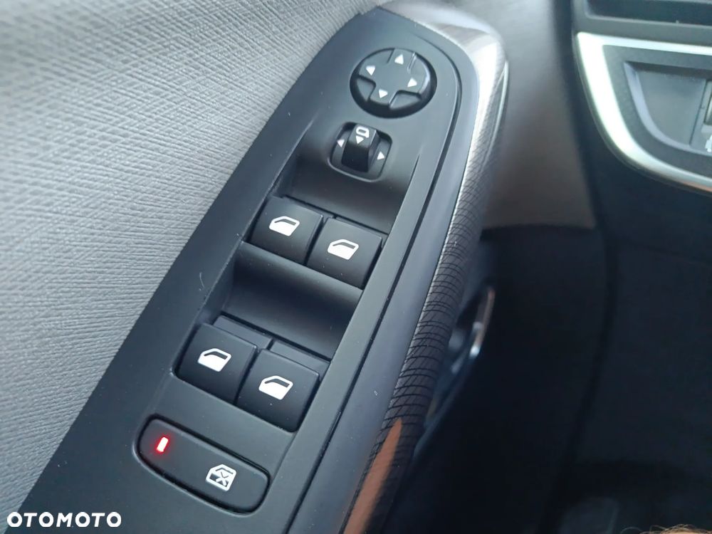 Citroën C4 Picasso 1.6 e-HDi Exclusive ETG6 - 17