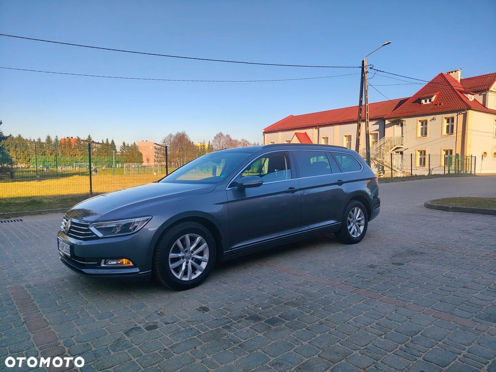 Volkswagen Passat 2.0 TDI (BlueMotion Technology) Comfortline - 20