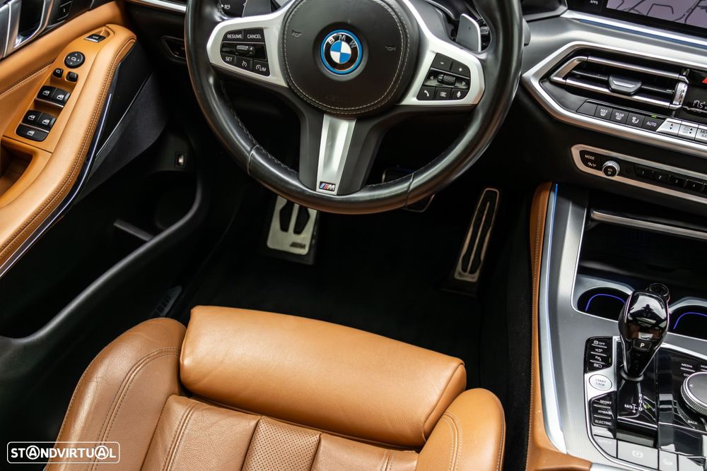 BMW X5 45 e xDrive Pack M - 28