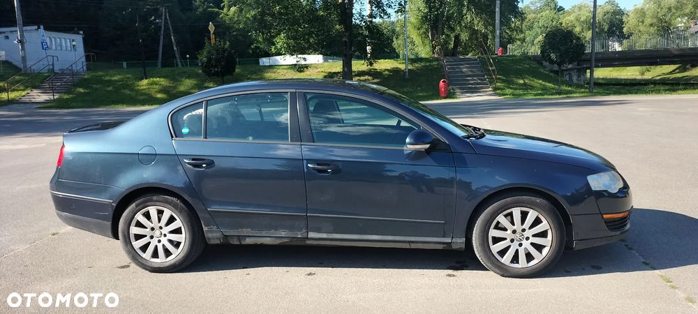 Volkswagen Passat 1.9 TDI Trendline - 21