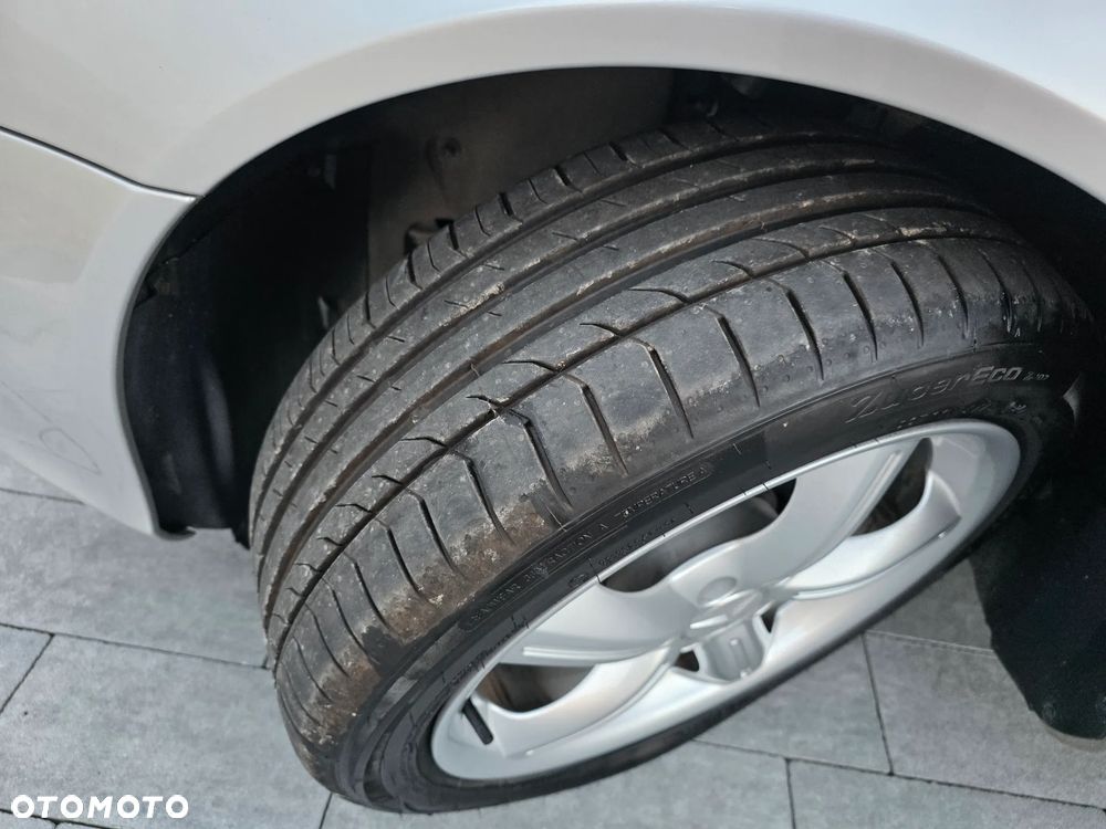 Mercedes-Benz CLK - 39