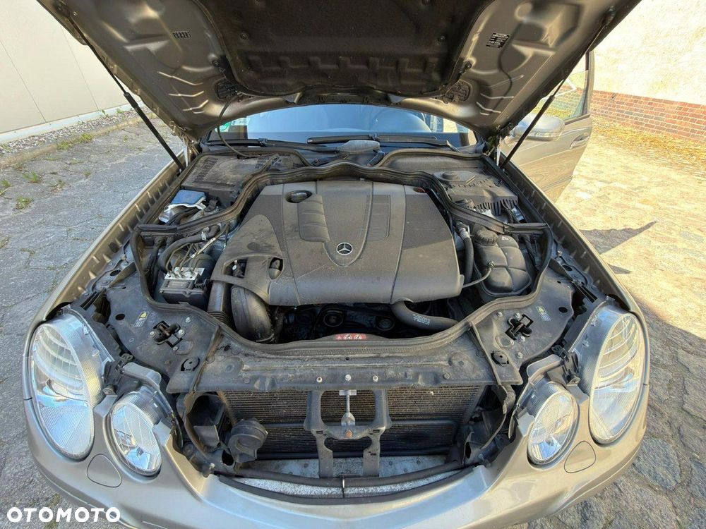 Mercedes-Benz Klasa E 220 CDI Elegance - 38