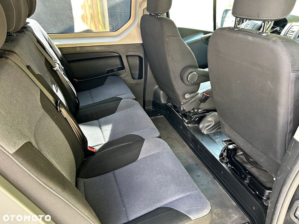Opel Vivaro - 14