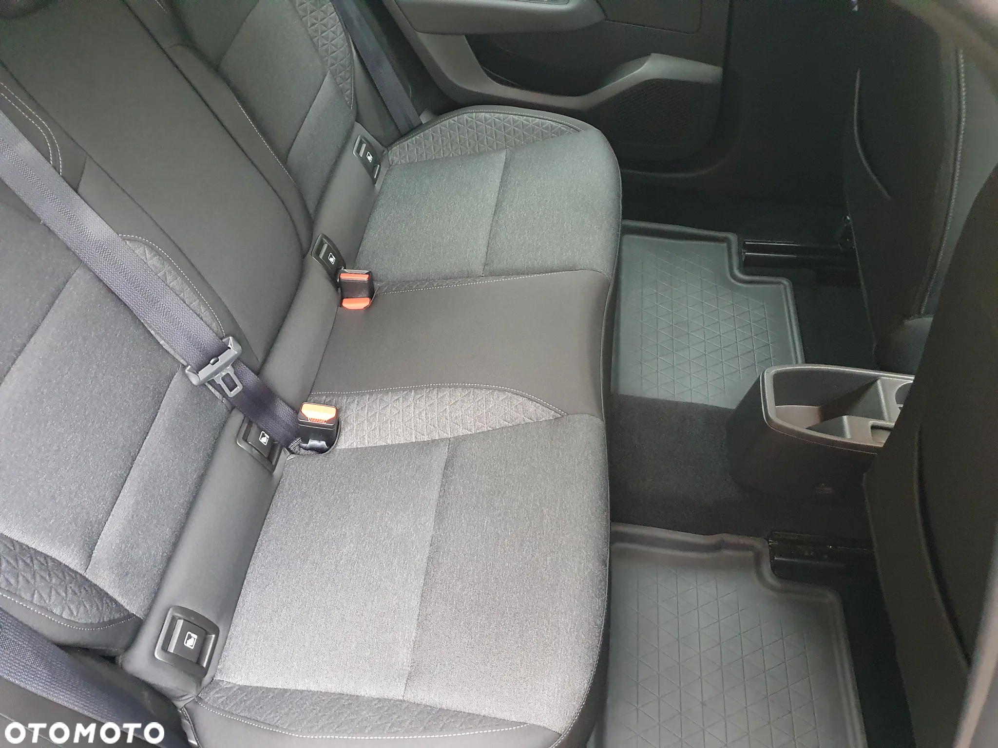 Renault Clio - 28