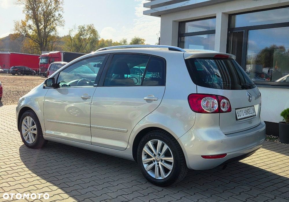 Volkswagen Golf Plus - 25