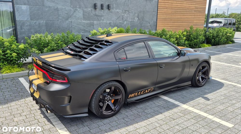 Dodge Charger Automatik SRT Hellcat - 12