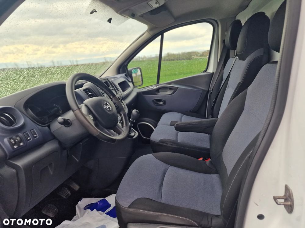 Opel Vivaro-B - 16