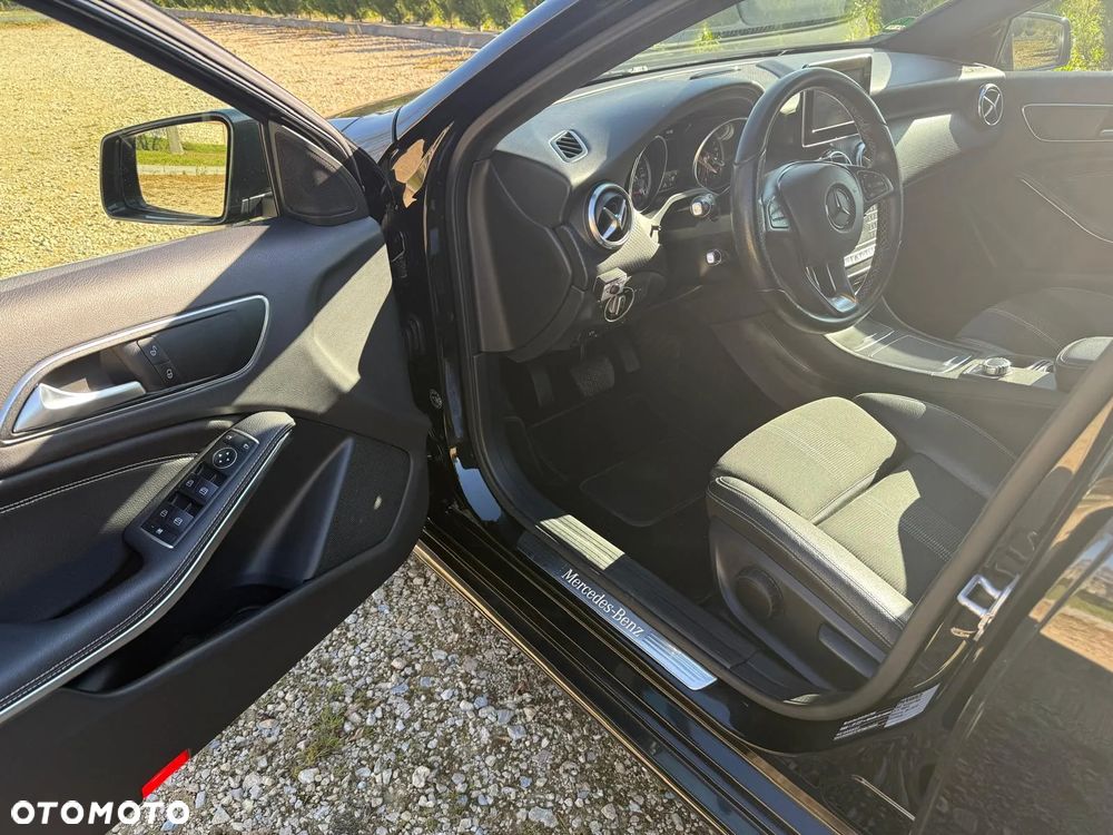 Mercedes-Benz Klasa A 180 (BlueEFFICIENCY) 7G-DCT Urban - 16