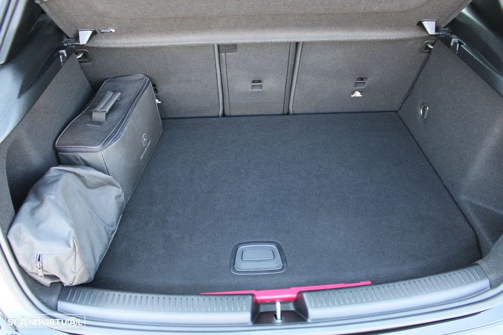 Mercedes-Benz A 250 e Style Plus - 20