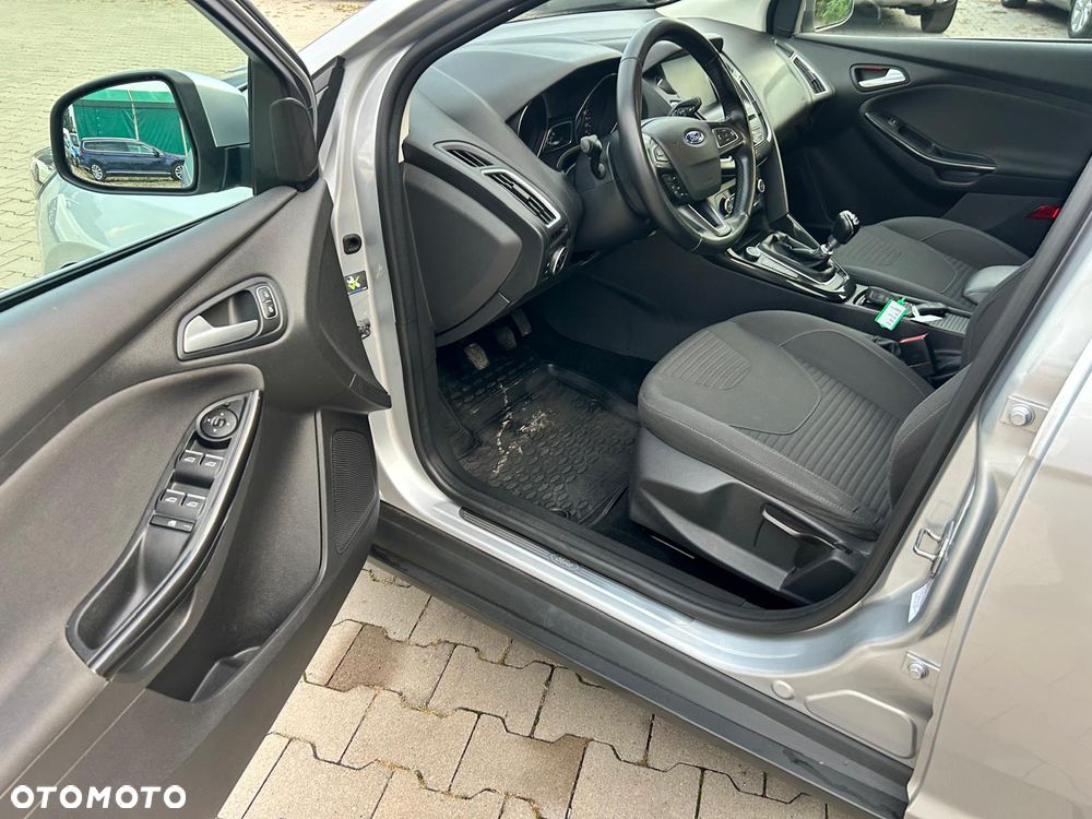 Ford Focus 1.0 EcoBoost Gold X (Trend) - 20