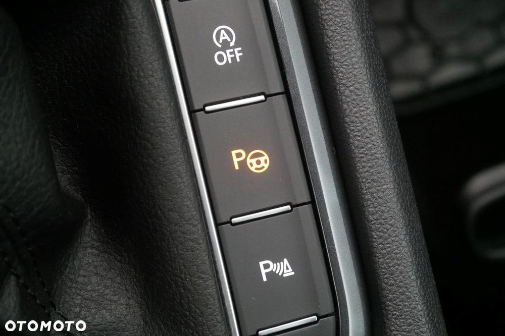 Volkswagen Tiguan 1.5 eTSI Life DSG - 22