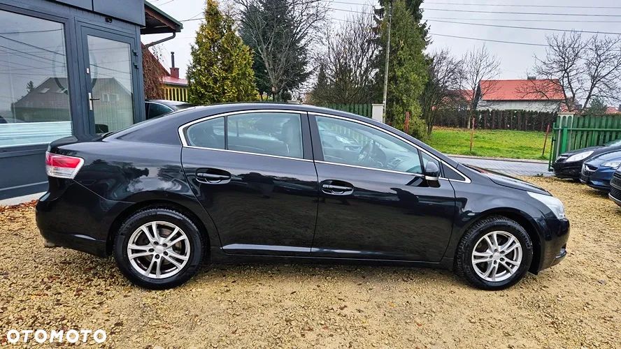 Toyota Avensis 2.0 Prestige NAVI - 14