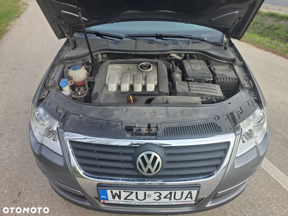 Volkswagen Passat 1.9 TDI Comfortline - 22