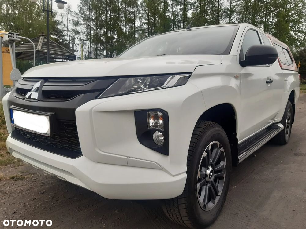 Mitsubishi L200 Pick Up 4x4 S&S Double Cab Basis - 8