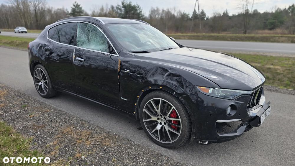 Maserati Levante S Q4 GranSport - 9